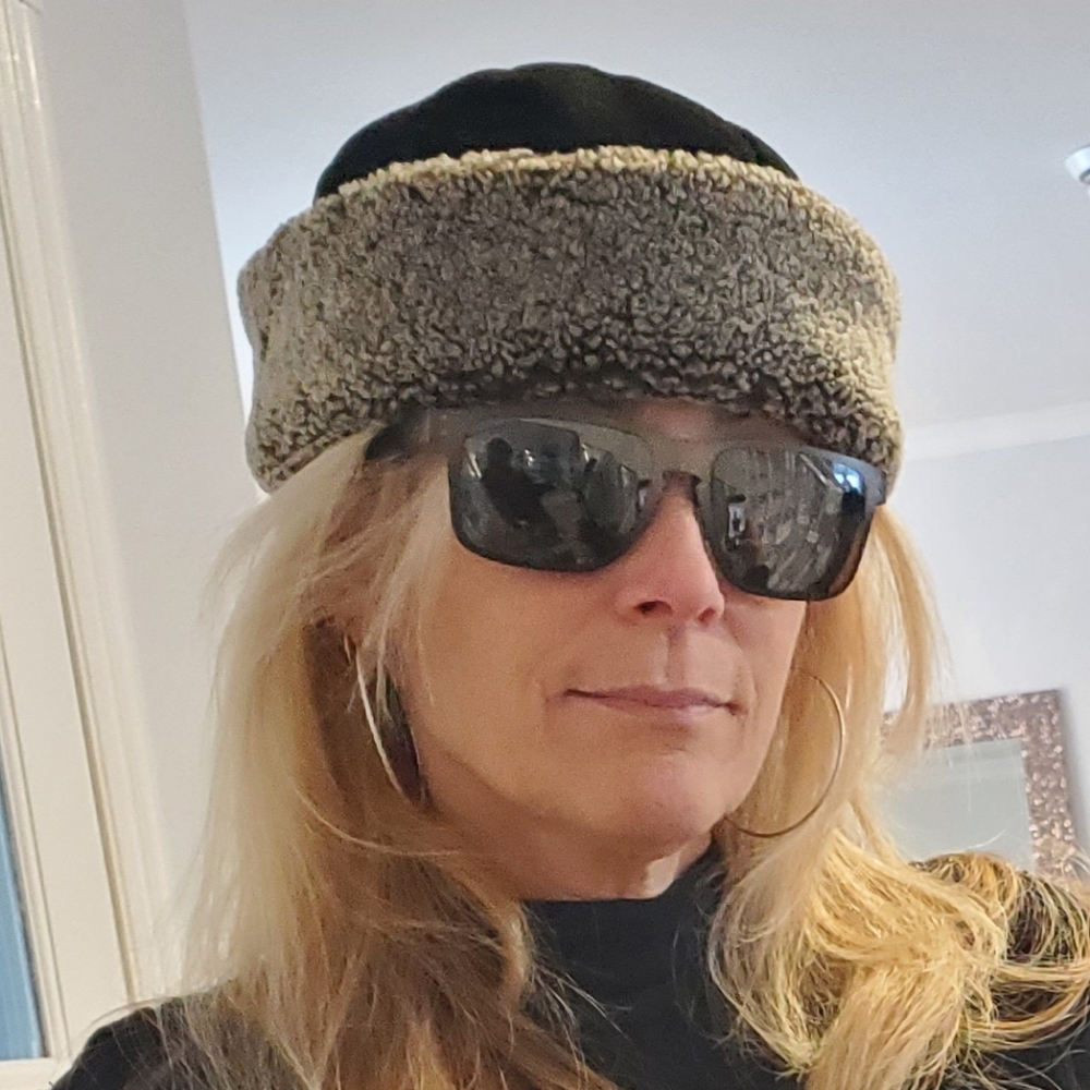 Real Shearling Fur Sheepskin Suede Hat